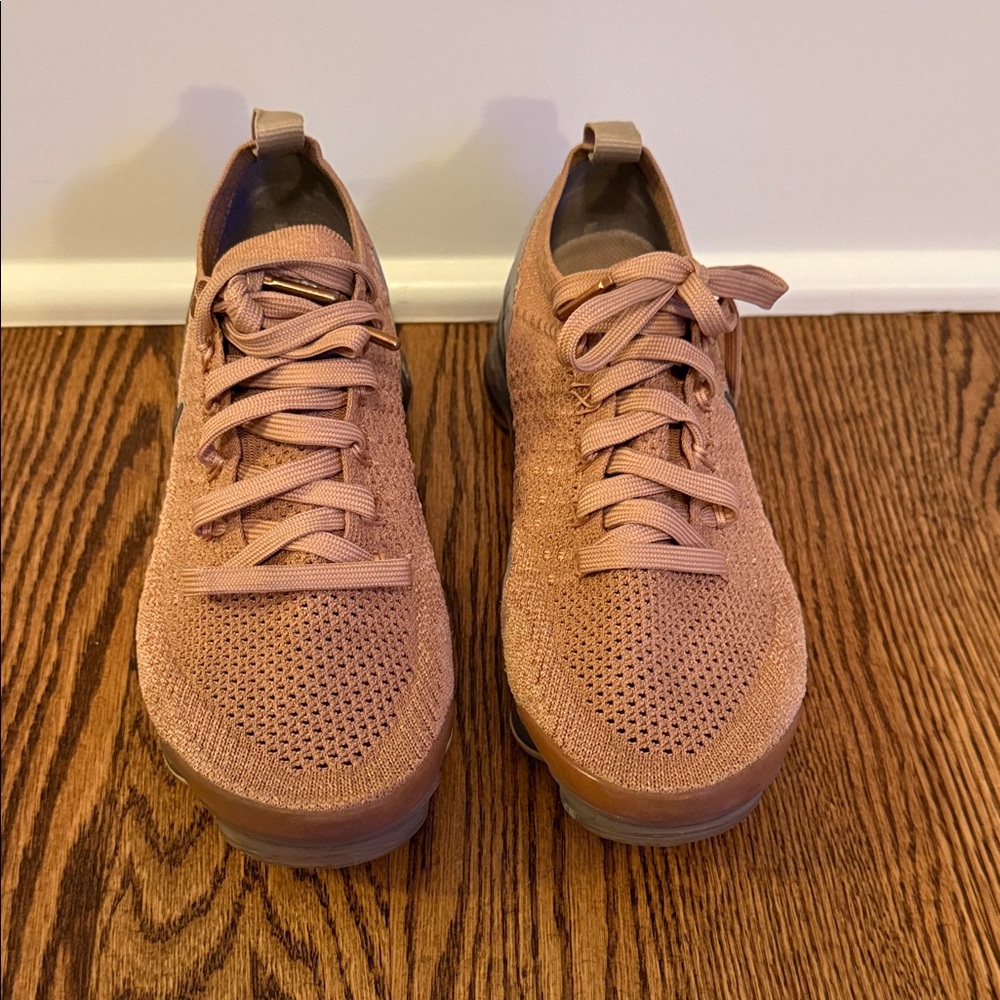 Nike Air Vapormax Flyknit 2 Rose Gold Women’s sz 7